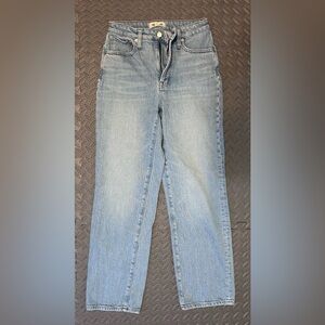 Classic curvy perfect vintage high-rise jeans size 25.